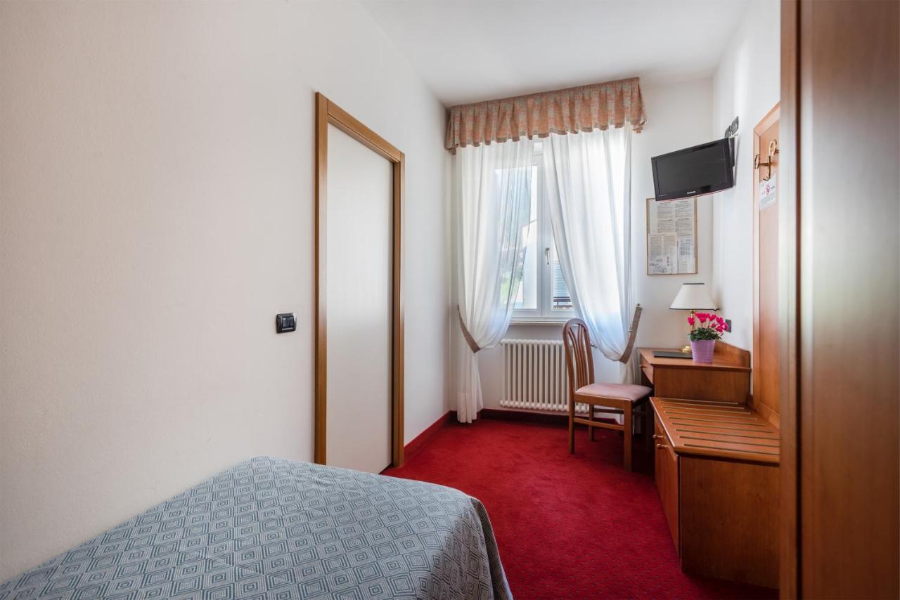 Hotel Lucia Levico Terme Luaran gambar